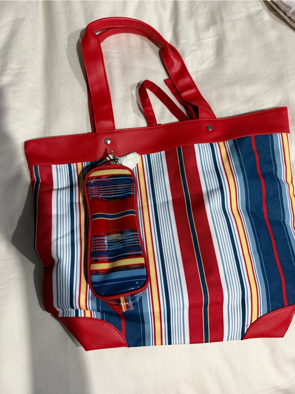 Tote bag